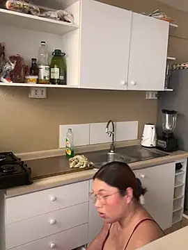 WHITEWOMEN_2 Obrolan Langsung XXX