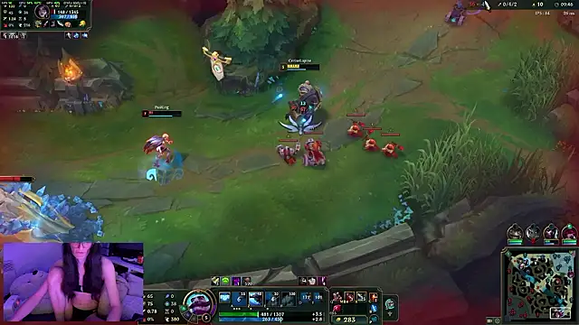 Show modela CeriseLapine na web-kameri