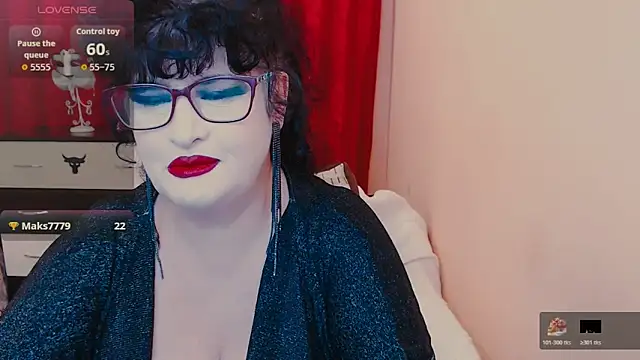 Онлайн чат XXX QuuenOfSin