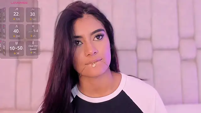 Chat +18 de KatherineRuiz_ ao vivo