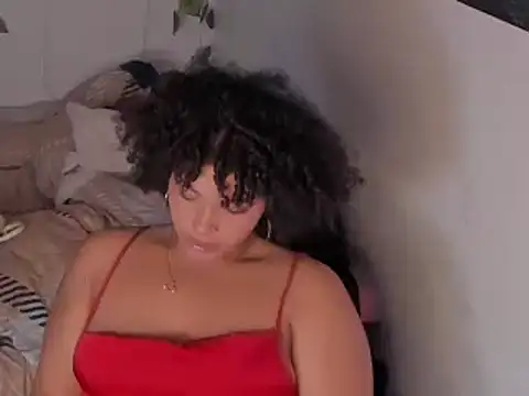 chloe_kisses: απευθείας συνομιλία ΧΧΧ