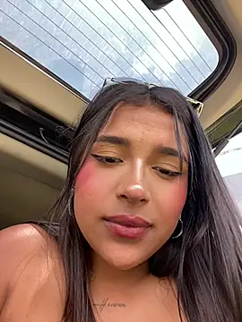 Mariangel_11 Adlı Modelin Canlı XXX Sohbeti