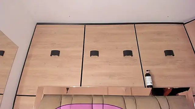 karol_lewiss live XXX chat