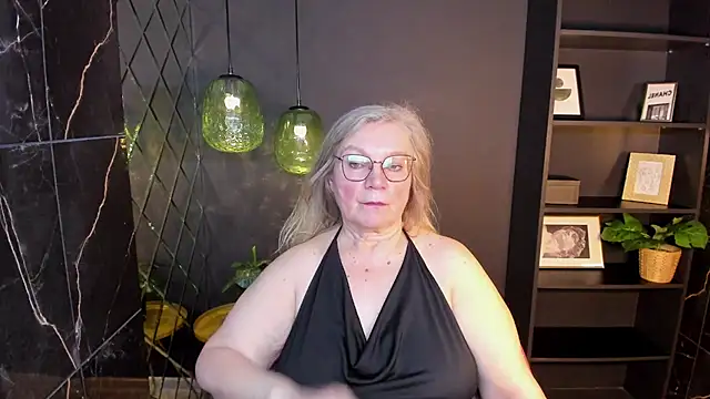 NataliMellow's Live XXX Chat