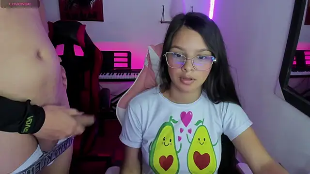 jessi_and_boy – Live XXX-chat