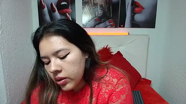 LinaBrowm 即時 XXX 聊天