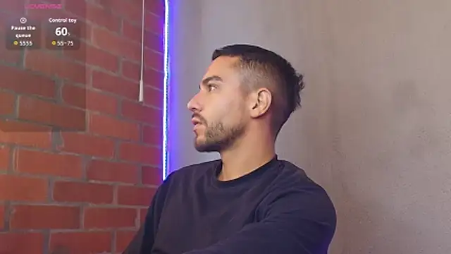 Leandro_valenzuela élő XXX-chatje