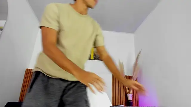 zander_2120 élő XXX-chatje