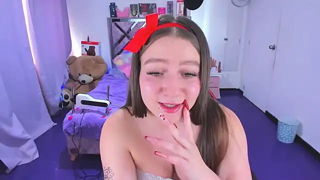 Luna_Analya – Live XXX-chat