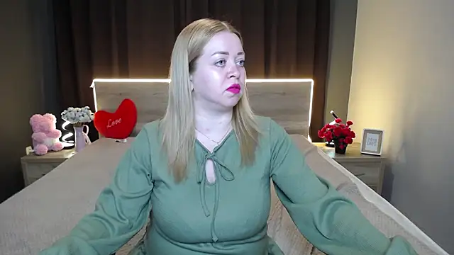 OliviaVerr Adlı Modelin Web Kamerası Şovu