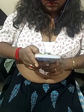 Lovely_silk – Live XXX-chat