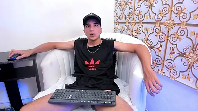 bad_boy_cum_ Show in webcam