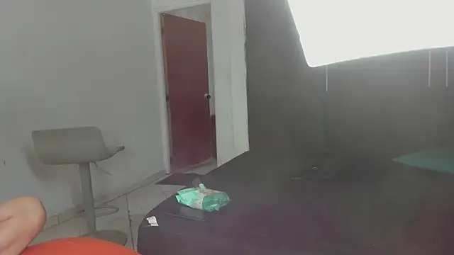 Cute_hot_9's Webcam Show