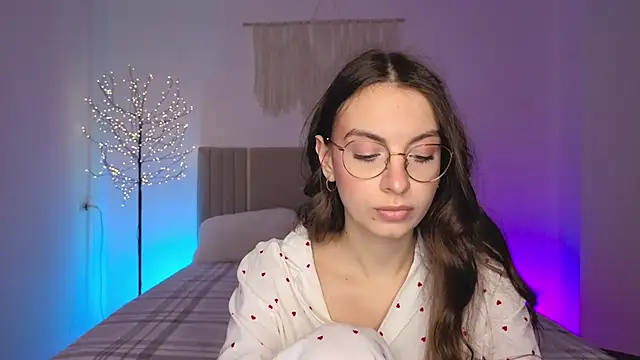 عرض كام Real_cutie1