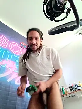 Mikaaa97 Live XXX-Chat