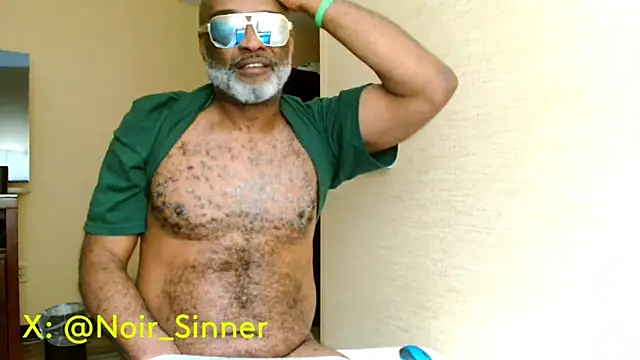 Chat XXX en directo de sinnernoir