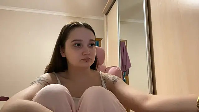 TrulaPhay's Live Sex Cam Show