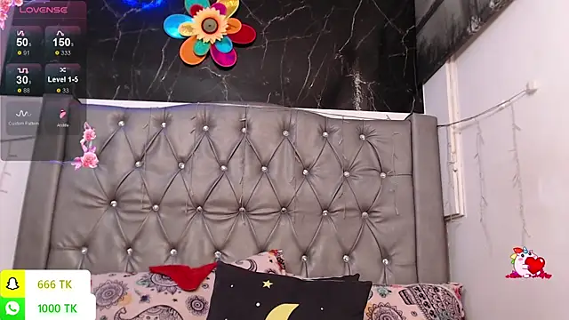 LAILAGUMMY Adlı Modelin Canlı XXX Sohbeti