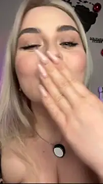 April_Vancee Chat XXX in diretta