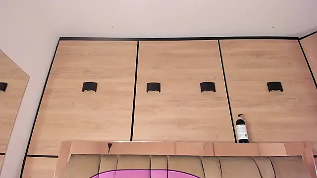 karol_lewiss élő XXX-chatje