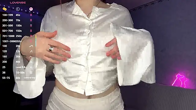 Czat XXX na żywo – Lia_rise