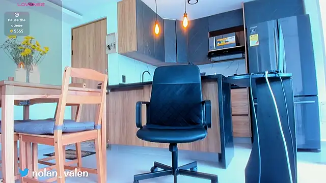 fitnolan 即時 XXX 聊天