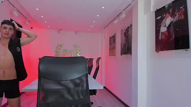 BenitoSaenzのライブXXXチャット