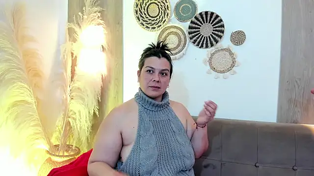 martina_foxy_'s Live XXX Chat