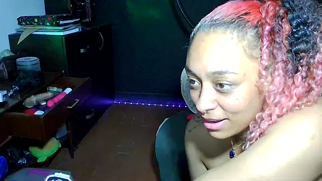 Cata_Blue__'s Live XXX Chat