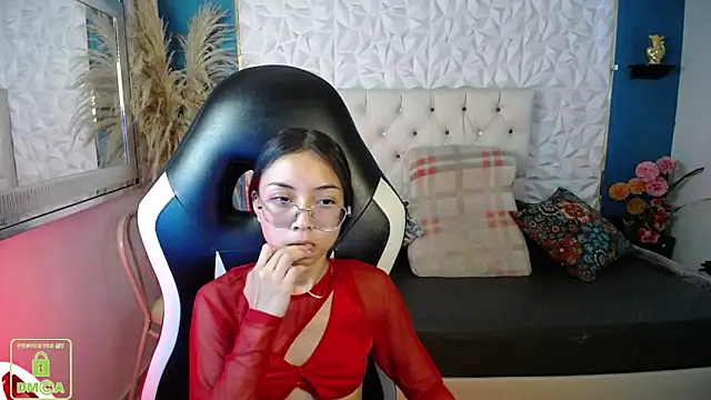 NathaliaSweet_11: онлайн-секс-чат