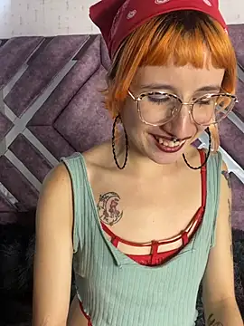 Alice_Hecate Chat XXX in diretta