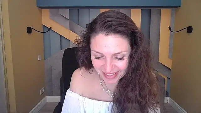 EllaLong 现场XXX聊天