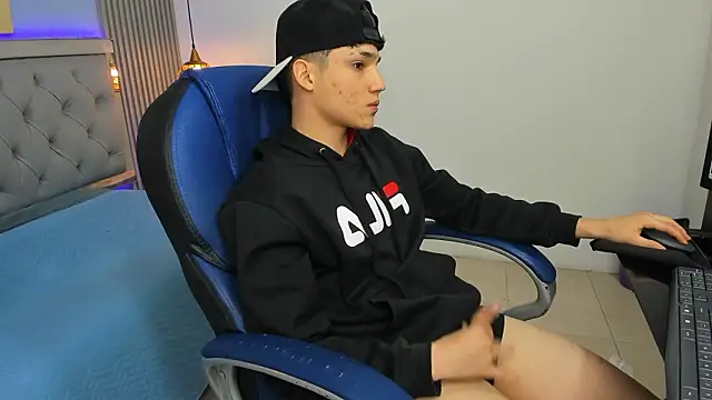 SamBlack_ Chat XXX live