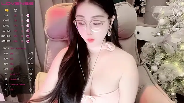 Monica-666888- Show Webcam