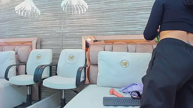 Онлайн чат XXX chloe_murray