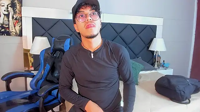 kai_storn Webcam show