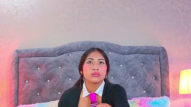 YesyHills Webcam show