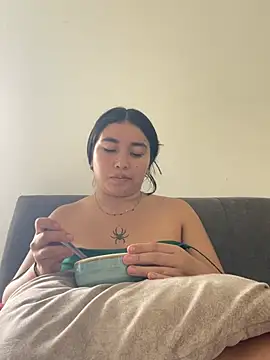 Pamela222- Webcamshow