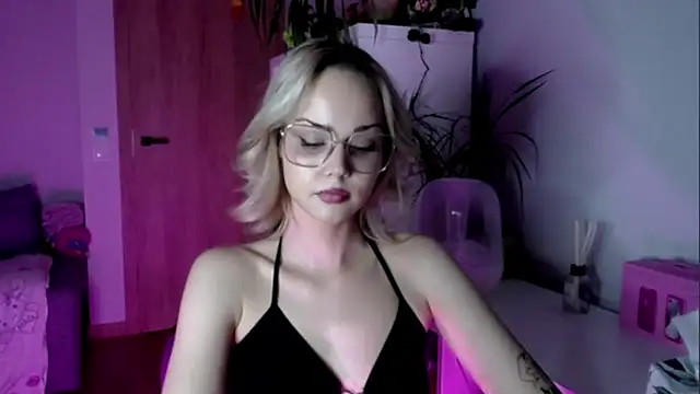 LexiexPlay's Live XXX Chat