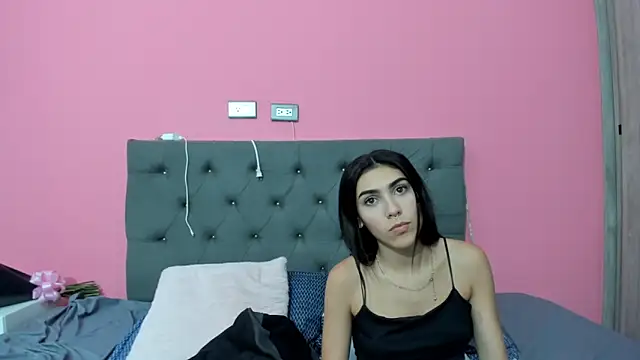 ariloe_quinteroのライブXXXチャット