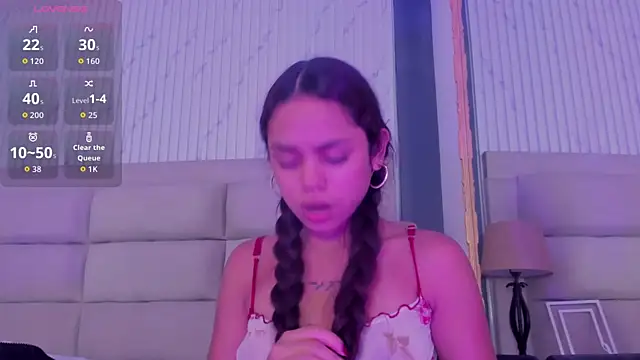 CarolineFyreのライブXXXチャット