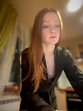 SadieSink_ élő XXX-chatje