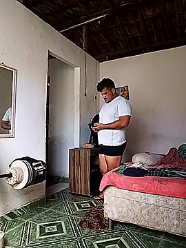 tarra122's Live XXX Chat