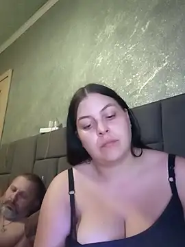 Greta_Tamar Show in webcam