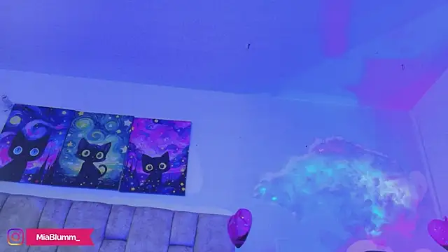 Czat XXX na żywo – MiiaBlumm_