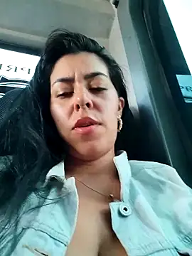 Luianna's Live XXX Chat