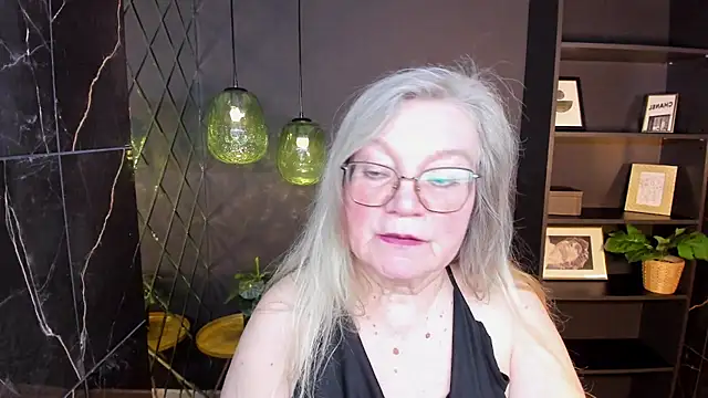 Chatroom XXX en direct de NataliMellow