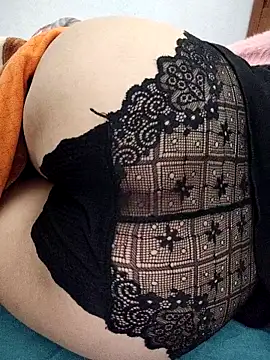 Haralushiaaa লাইভ XXX চ্যাট