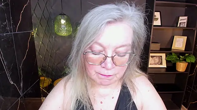 NataliMellow's Live XXX Chat