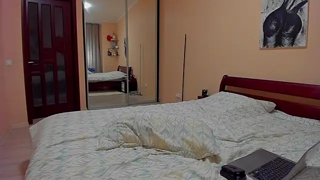 ErikaYoungs live XXX chat